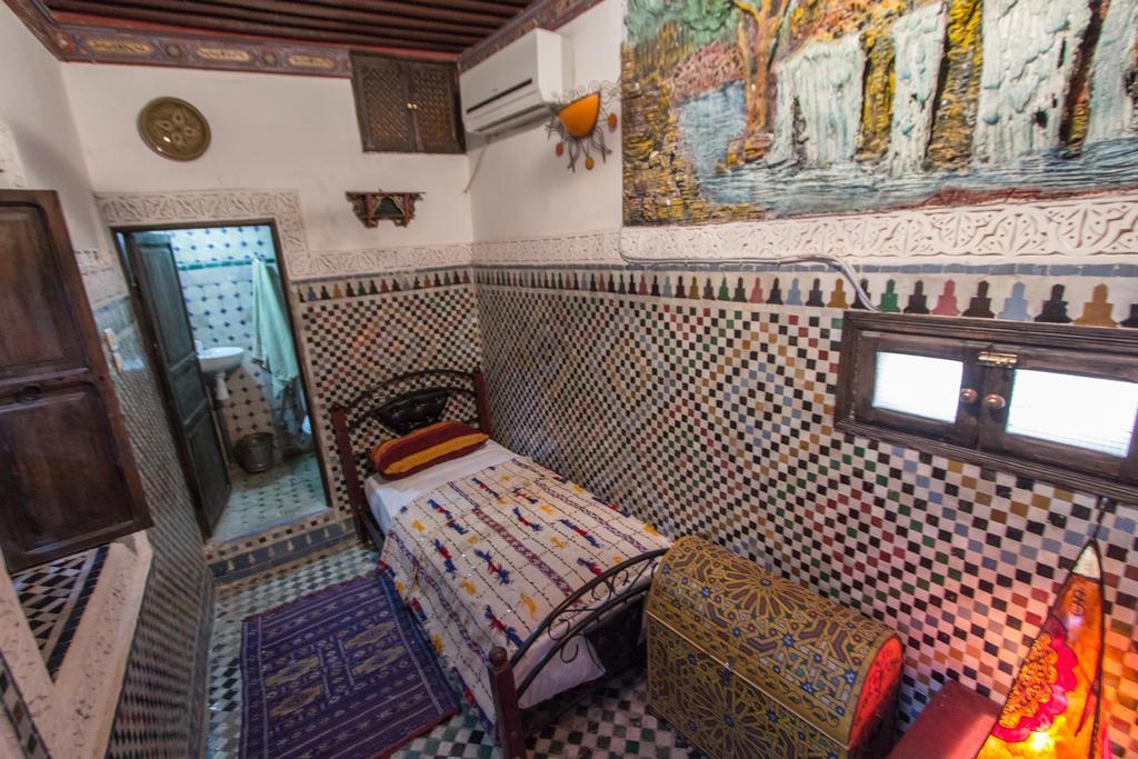 ホテル ダル シュルーク フェズ 部屋 写真